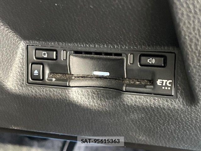 Toyota YARIS 2024-07 8884673-7