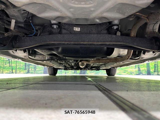 Toyota YARIS 2024-07 8884668-18