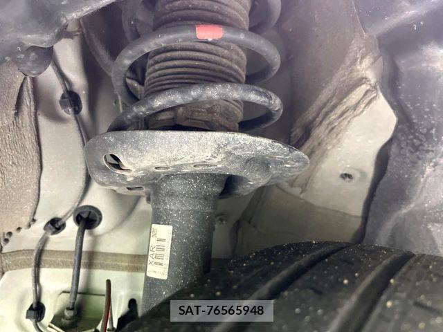 Toyota YARIS 2024-07 8884668-19