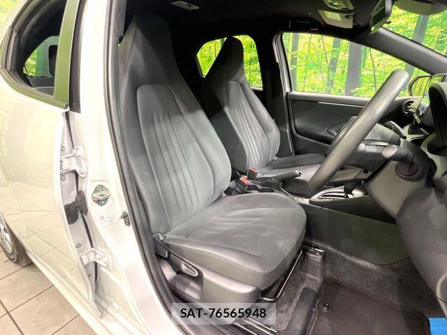 Toyota YARIS 2024-07 8884668-7