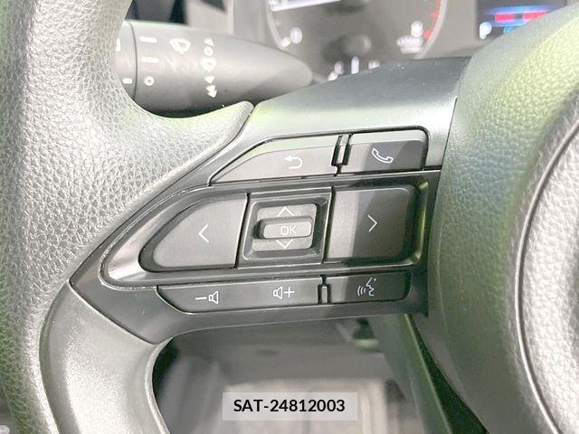 Toyota YARIS 2024-07 8884678-6
