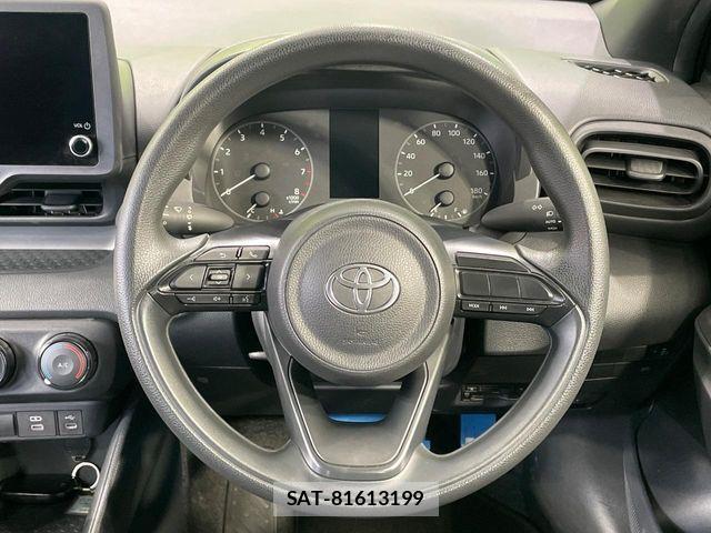 Toyota YARIS 2024-07 8884676-10