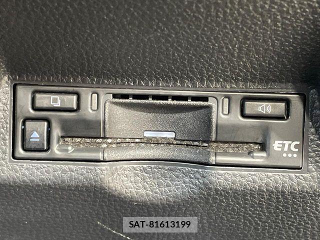 Toyota YARIS 2024-07 8884676-5