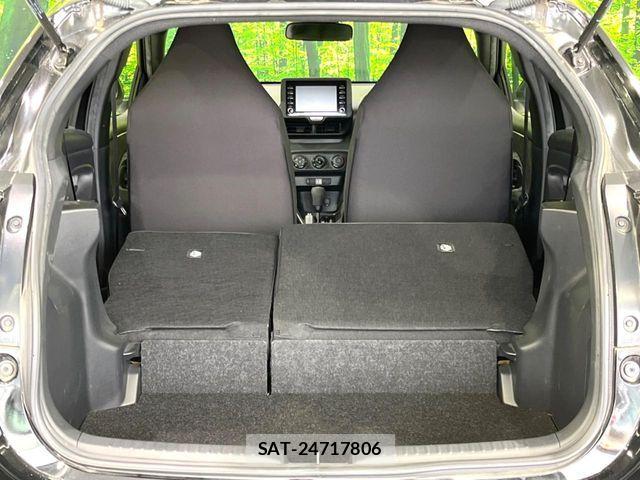 Toyota YARIS 2023-01 8884674-9