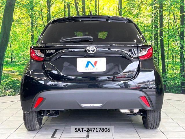 Toyota YARIS 2023-01 8884674-14