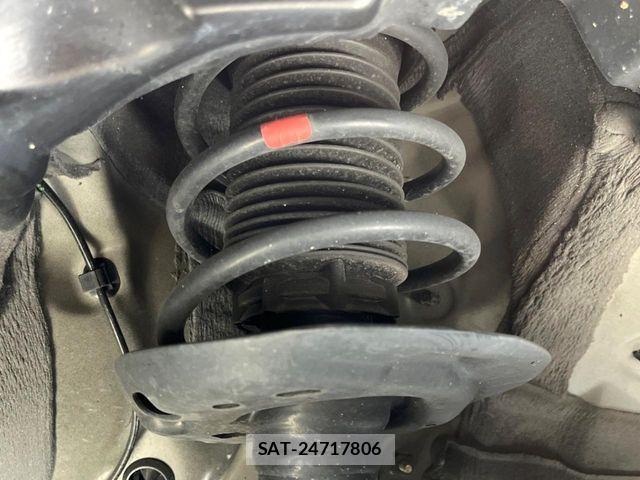 Toyota YARIS 2023-01 8884674-19