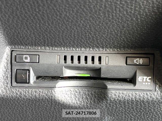 Toyota YARIS 2023-01 8884674-5