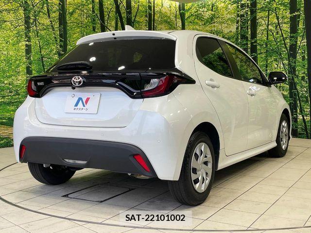 Toyota YARIS 2024-07 8884670-16
