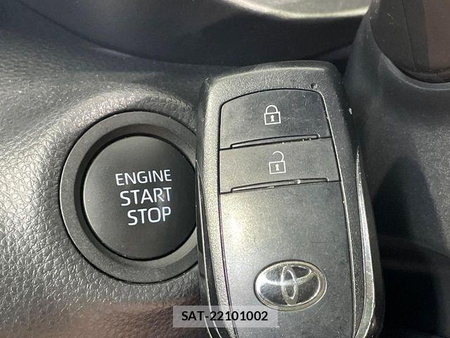 Toyota YARIS 2024-07 8884670-6