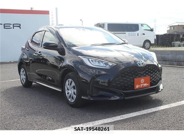Toyota YARIS 2024-03 8884669-9
