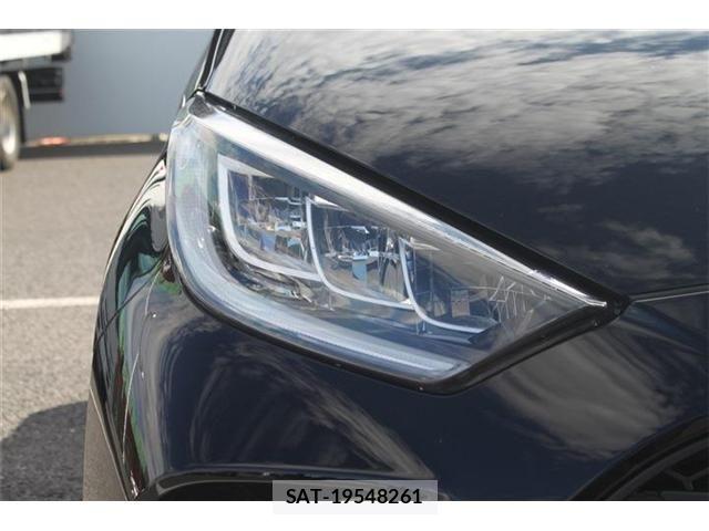 Toyota YARIS 2024-03 8884669-24