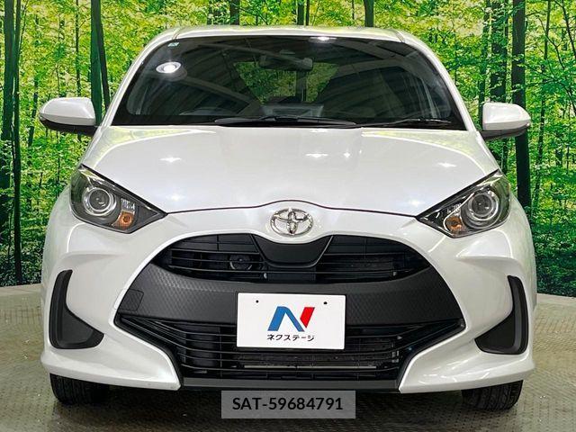 Toyota YARIS 2024-04 8884672-12
