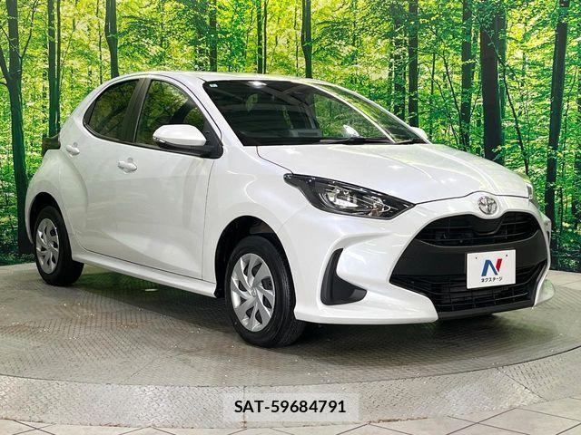 Toyota YARIS 2024-04 8884672-14