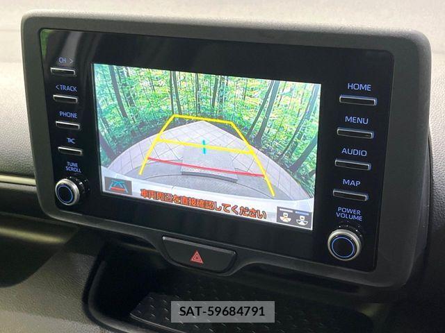 Toyota YARIS 2024-04 8884672-3