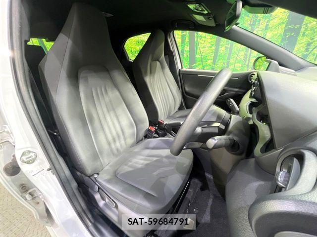 Toyota YARIS 2024-04 8884672-8