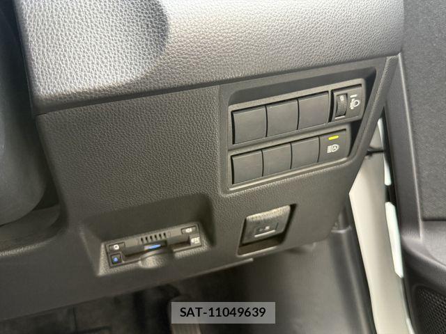Toyota YARIS 2021-09 8884681-18