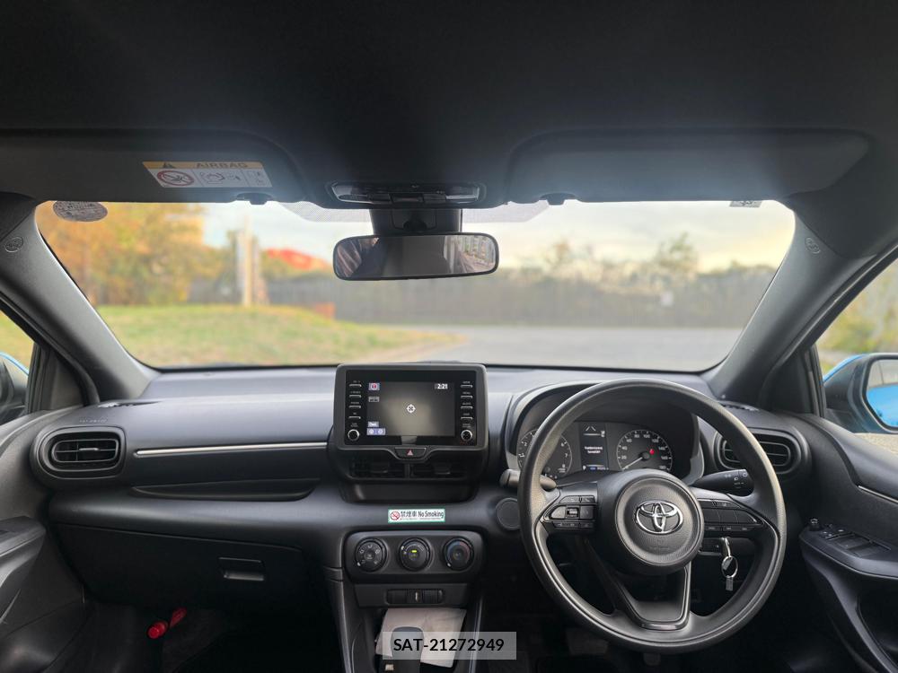 Toyota YARIS 2020-04 5055239-13