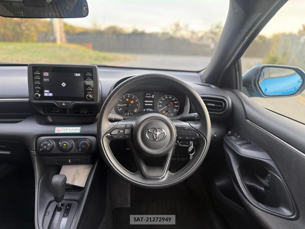 Toyota YARIS 2020-04 5055239-15