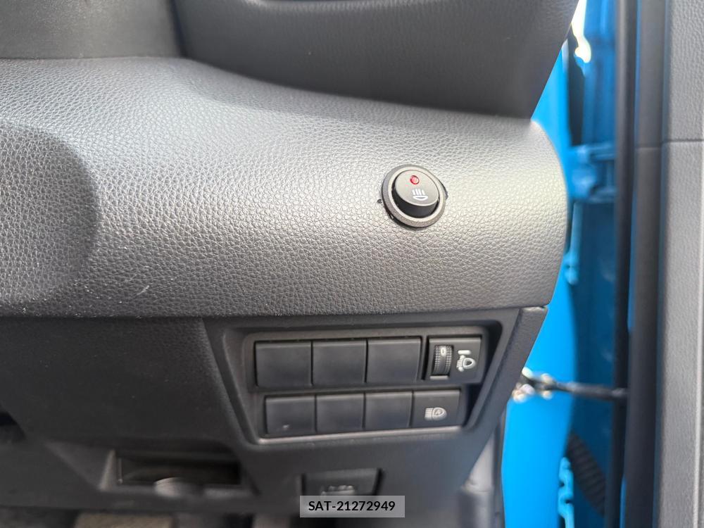 Toyota YARIS 2020-04 5055239-20