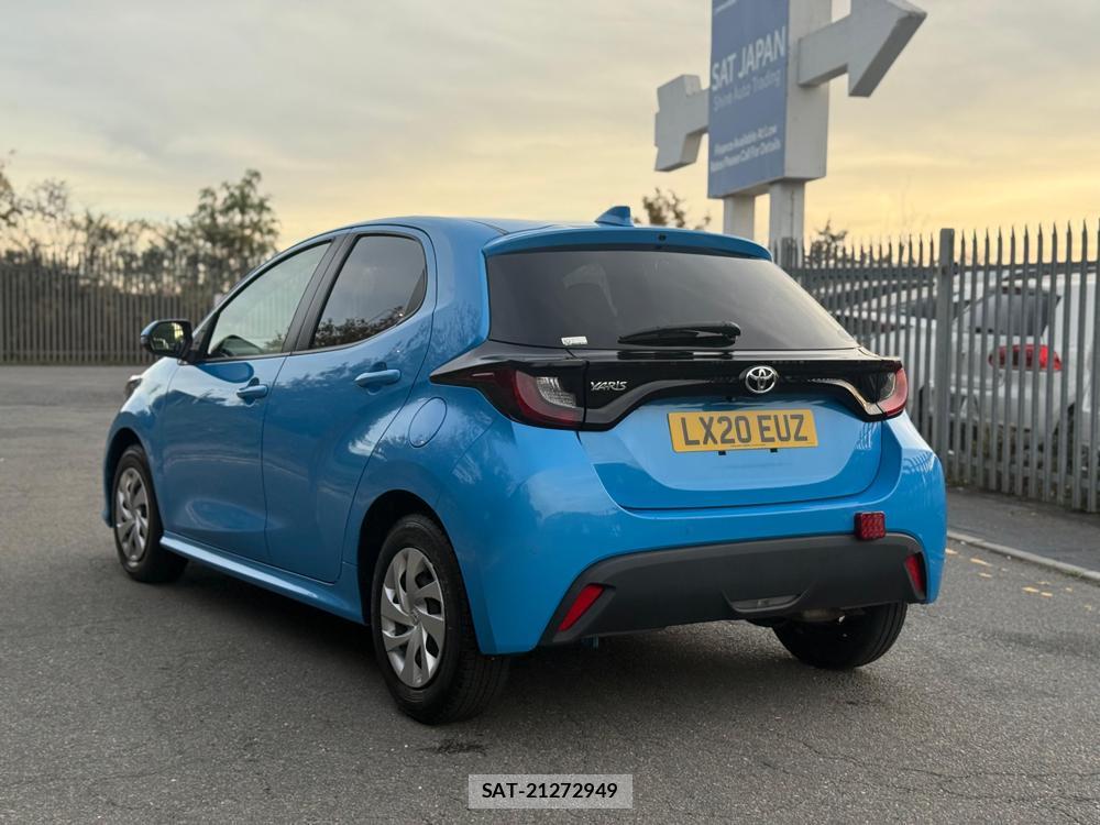 Toyota YARIS 2020-04 5055239-2