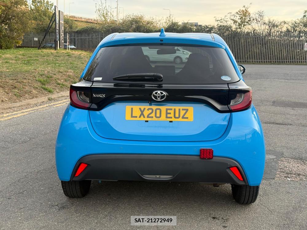 Toyota YARIS 2020-04 5055239-3