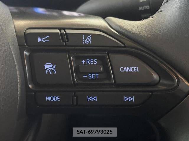Toyota YARIS CROSS 2023-07 617448-4