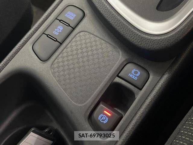 Toyota YARIS CROSS 2023-07 617448-8