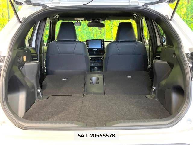 Toyota YARIS CROSS 2023-07 709126-10