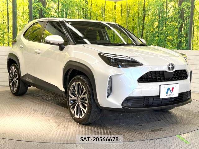 Toyota YARIS CROSS 2023-07 709126-16