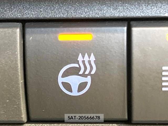 Toyota YARIS CROSS 2023-07 709126-7