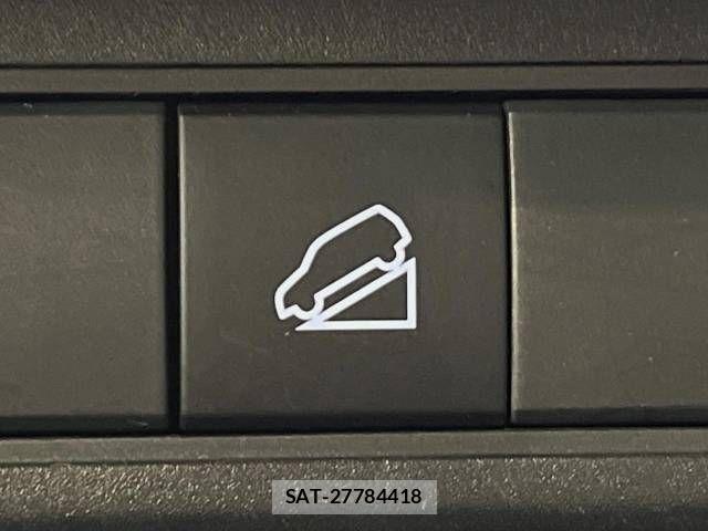 Toyota YARIS CROSS 2024-07 885937-6