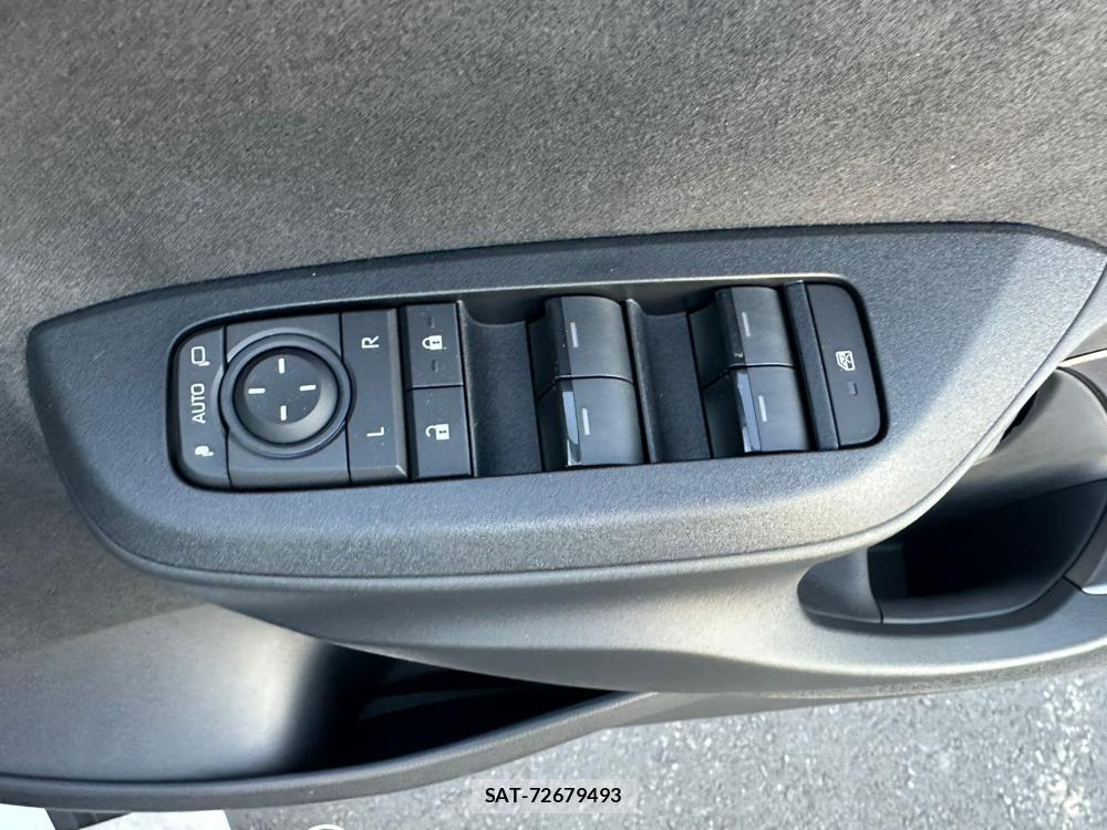 Toyota YARIS CROSS 2025 1669830-23