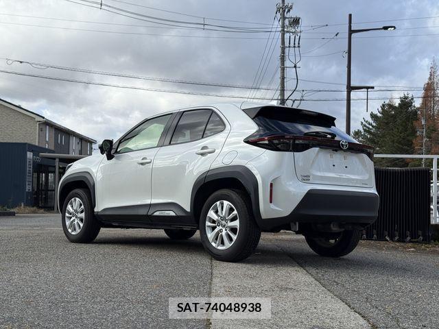 Toyota YARIS CROSS 2020-11 3017688-2