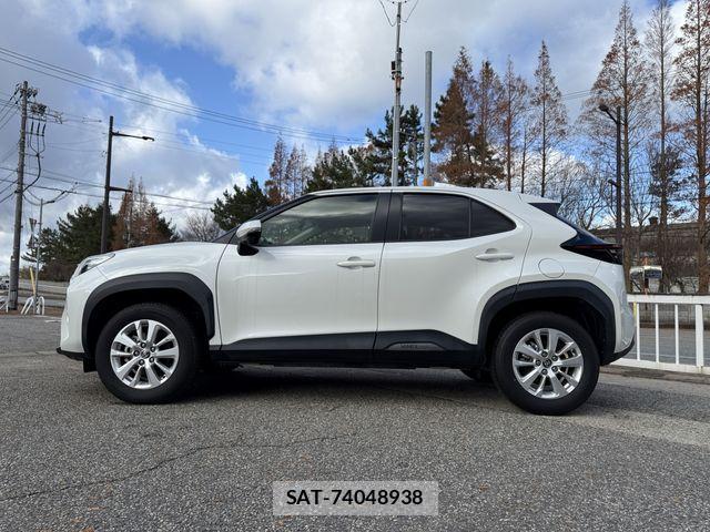 Toyota YARIS CROSS 2020-11 3017688-7
