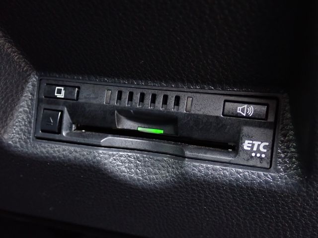 Toyota YARIS CROSS 2020-11 3689129-9