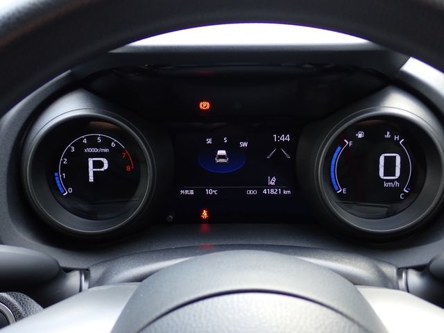 Toyota YARIS CROSS 2020-11 3689129-5