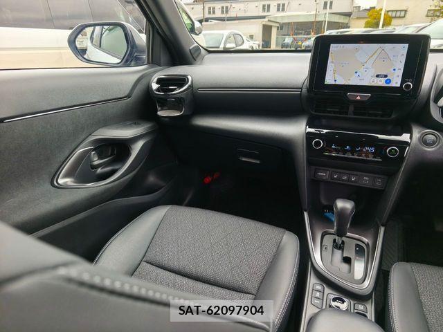 Toyota YARIS CROSS 2024-04 3936361-9