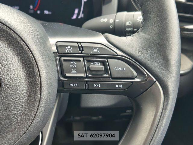Toyota YARIS CROSS 2024-04 3936361-21