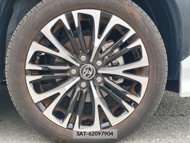 Toyota YARIS CROSS 2024-04 3936361-25