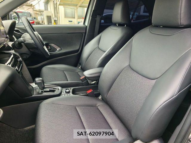 Toyota YARIS CROSS 2024-04 3936361-4
