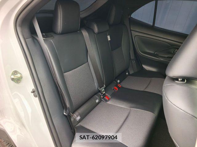 Toyota YARIS CROSS 2024-04 3936361-5