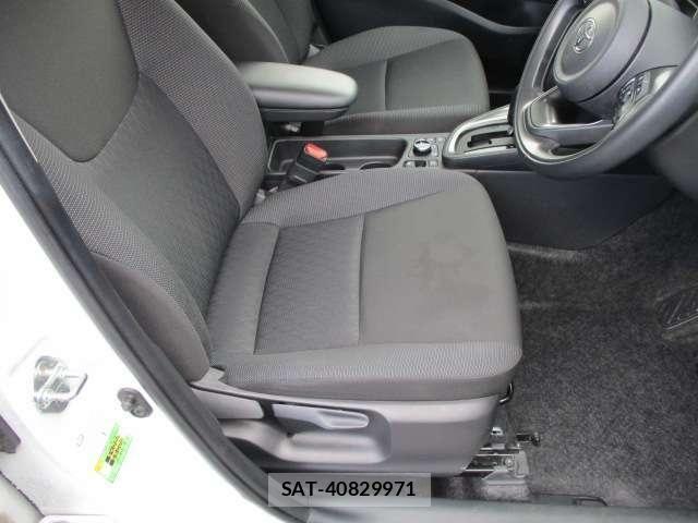 Toyota YARIS CROSS 2024-06 6221600-6