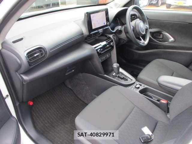 Toyota YARIS CROSS 2024-06 6221600-8