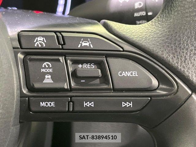 Toyota YARIS CROSS 2025-10 6266545-6