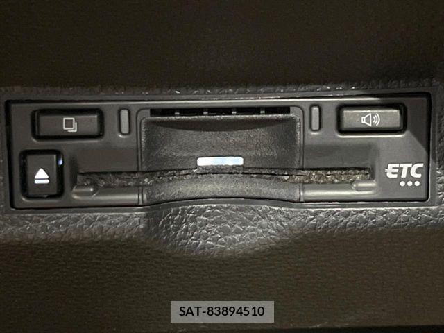 Toyota YARIS CROSS 2025-10 6266545-7