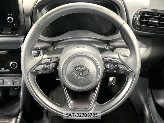Toyota YARIS CROSS 2025-10 6266527-12
