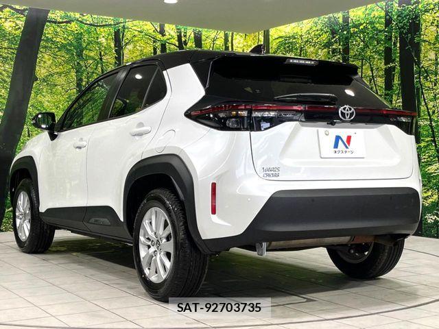 Toyota YARIS CROSS 2025-10 6266527-18
