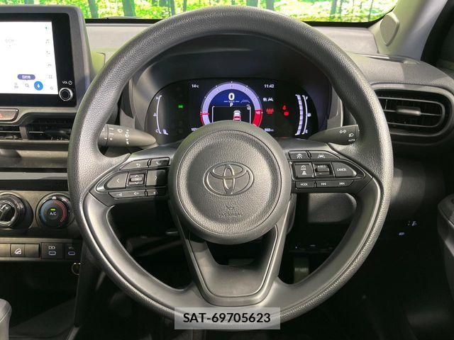 Toyota YARIS CROSS 2025-10 6615949-10