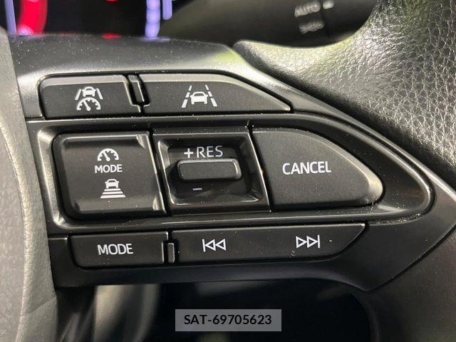 Toyota YARIS CROSS 2025-10 6615949-6