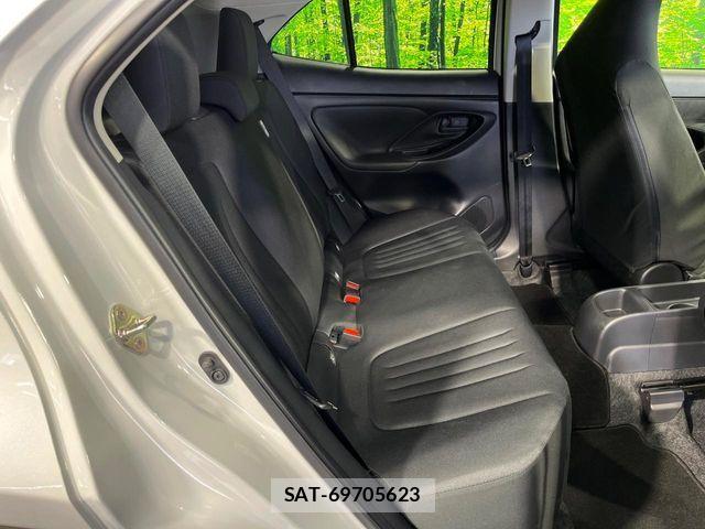 Toyota YARIS CROSS 2025-10 6615949-8